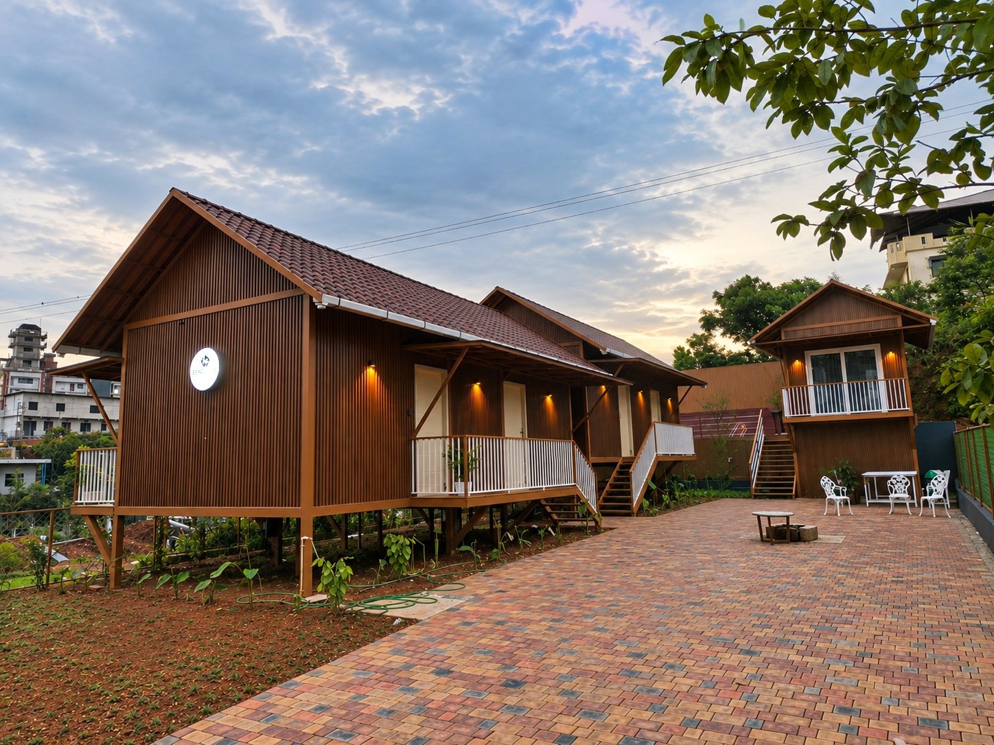 Bench Inn Vagamon - Hill view cottages surrounded by tea estates
