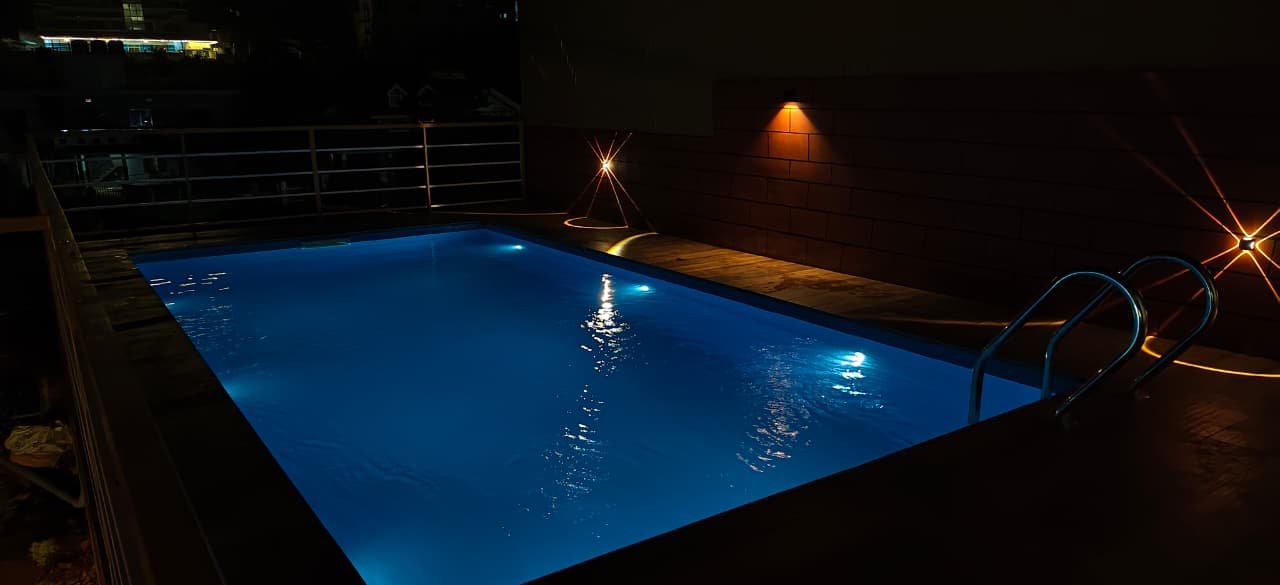 private pool rooms vagamon